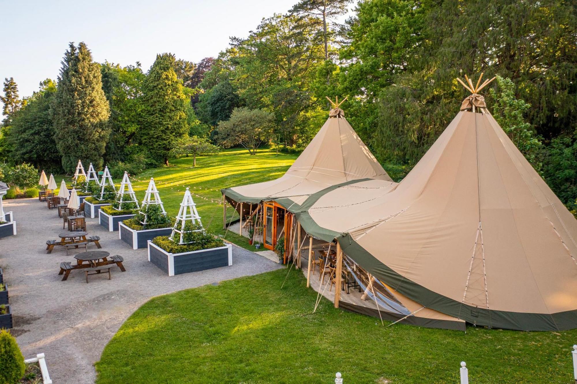 Hotel De Vere Tortworth Court Zewnętrze zdjęcie